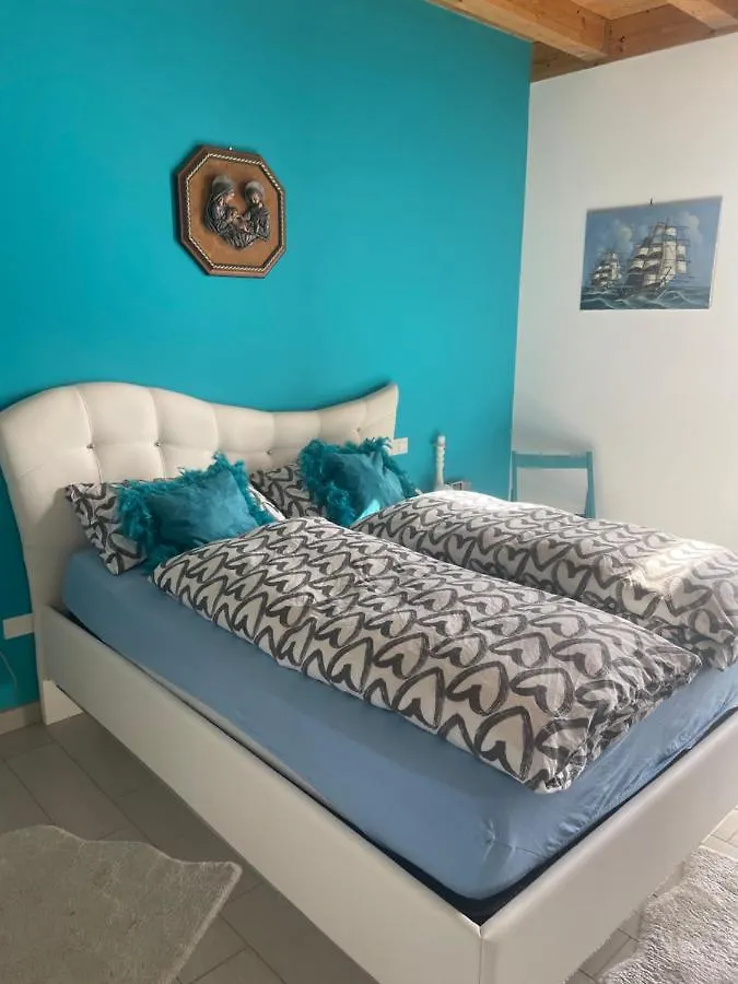 Sunshine Bed and Breakfast Riposto 0*,  Italia